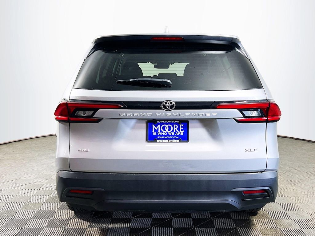 Certified 2025 Toyota Grand Highlander AWD image 7