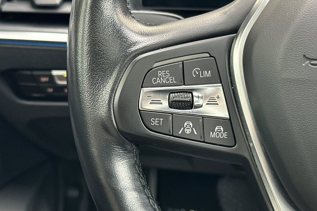 Used 2023 BMW i4 eDrive35 image 27