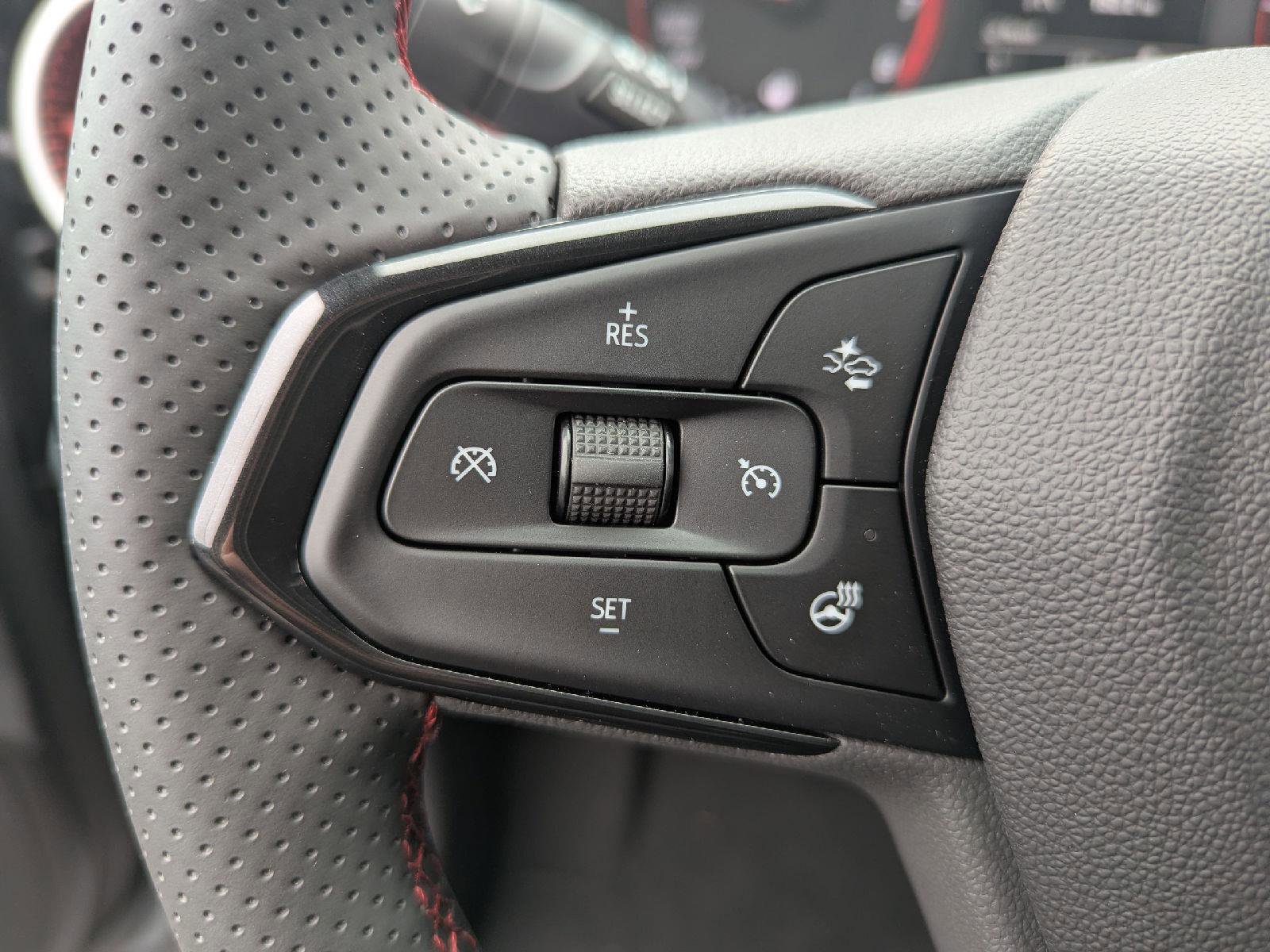 New 2026 Chevrolet Trax RS w/ Sunroof Package image 22