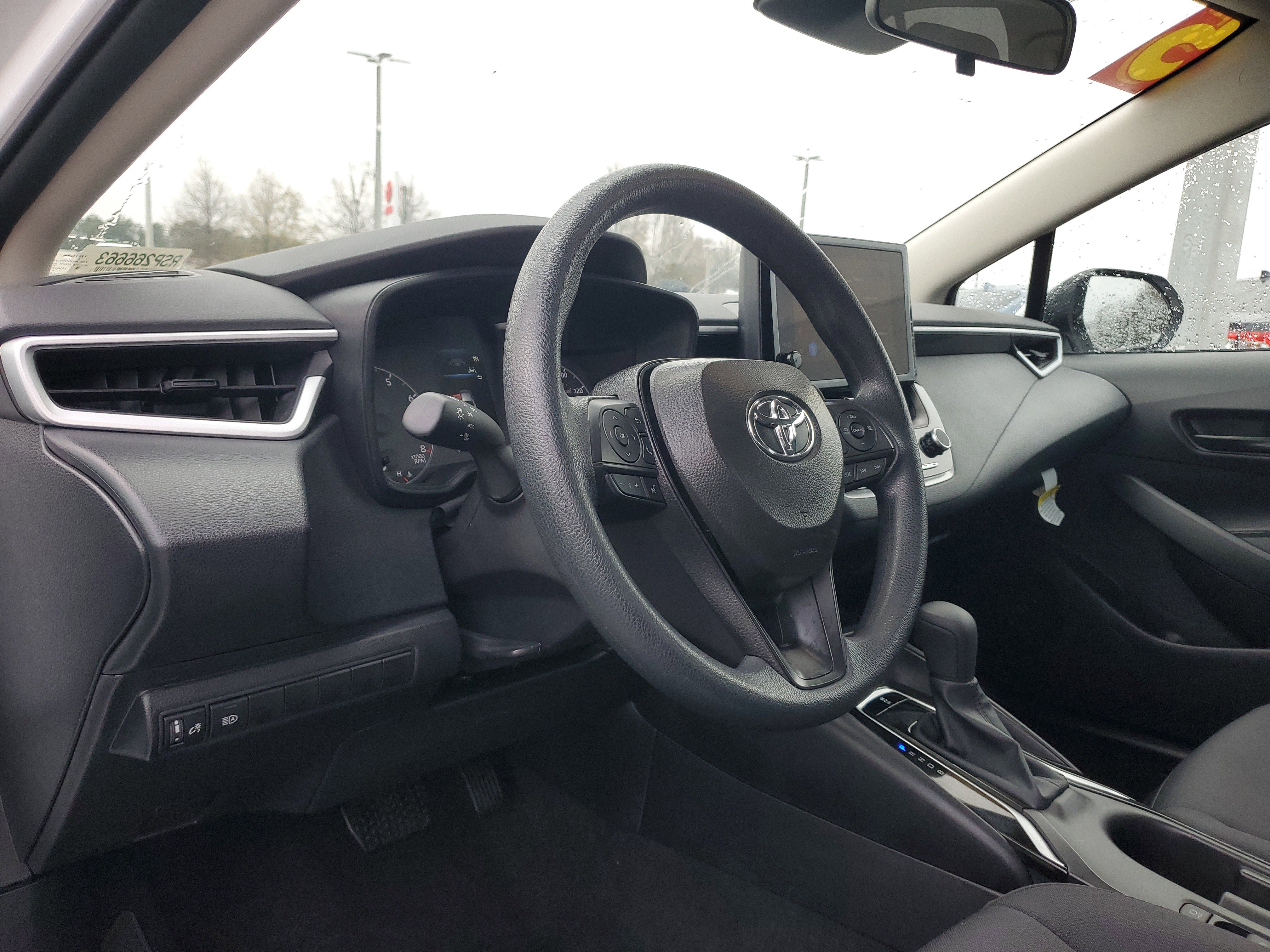 Certified 2025 Toyota Corolla LE image 15