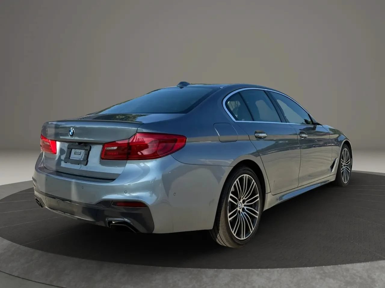 Used 2018 BMW 540i RWD image 6