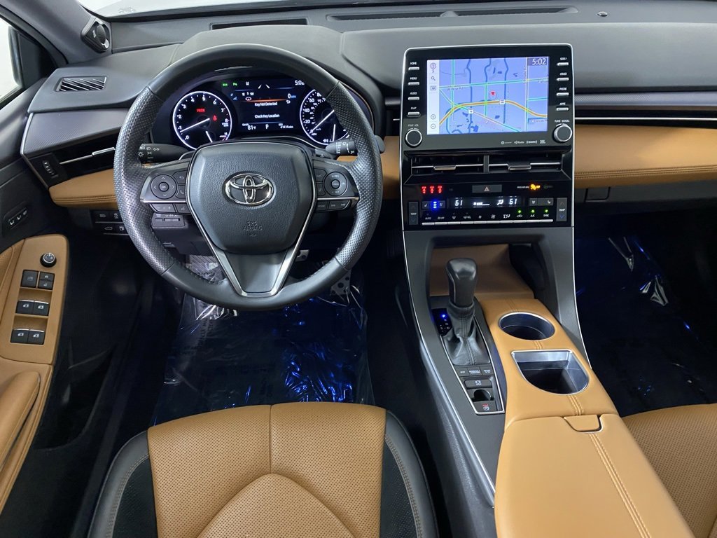 Used 2022 Toyota Avalon Touring image 26