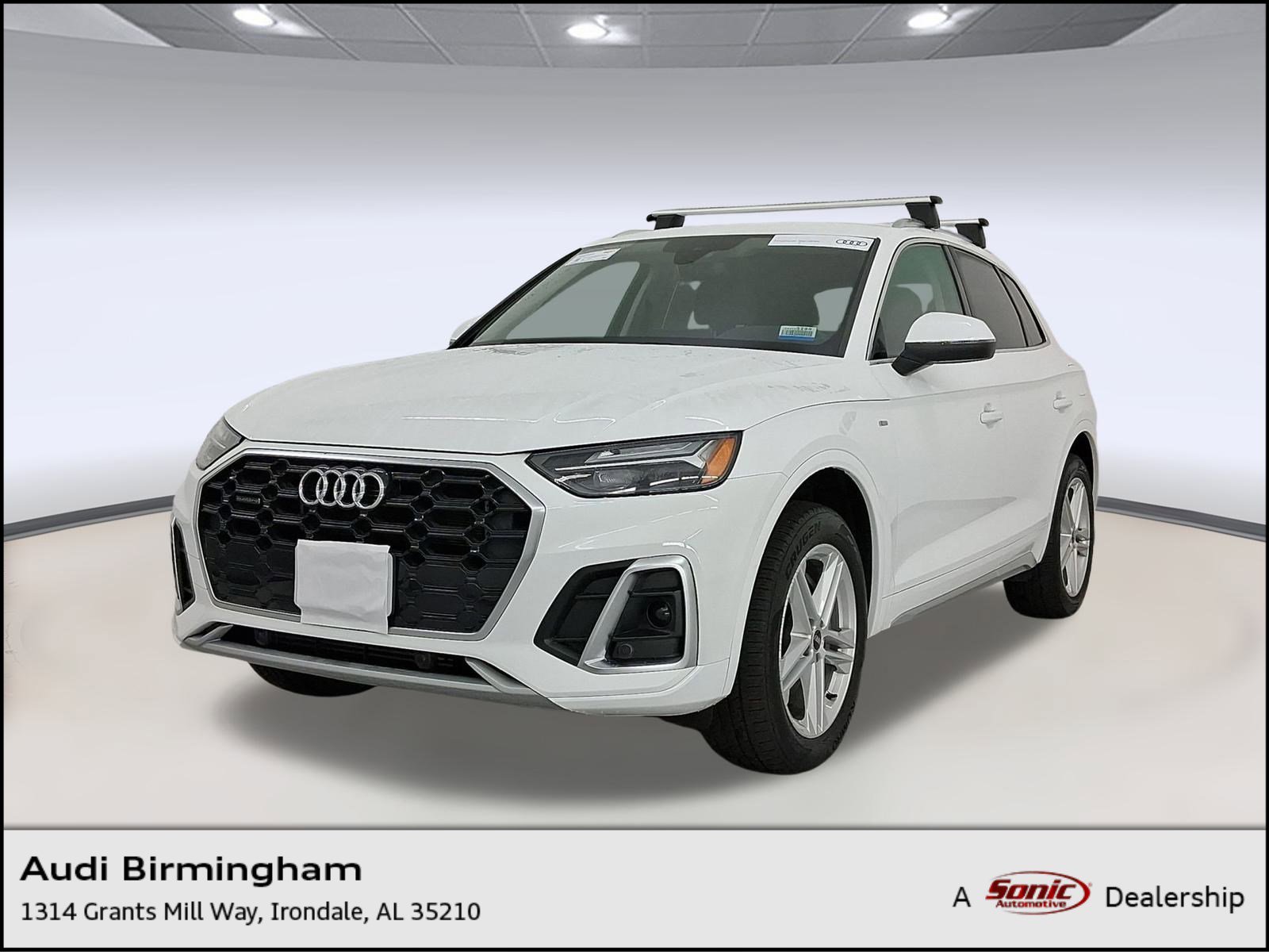 Used 2022 Audi Q5 e Premium w/ Convenience Package
