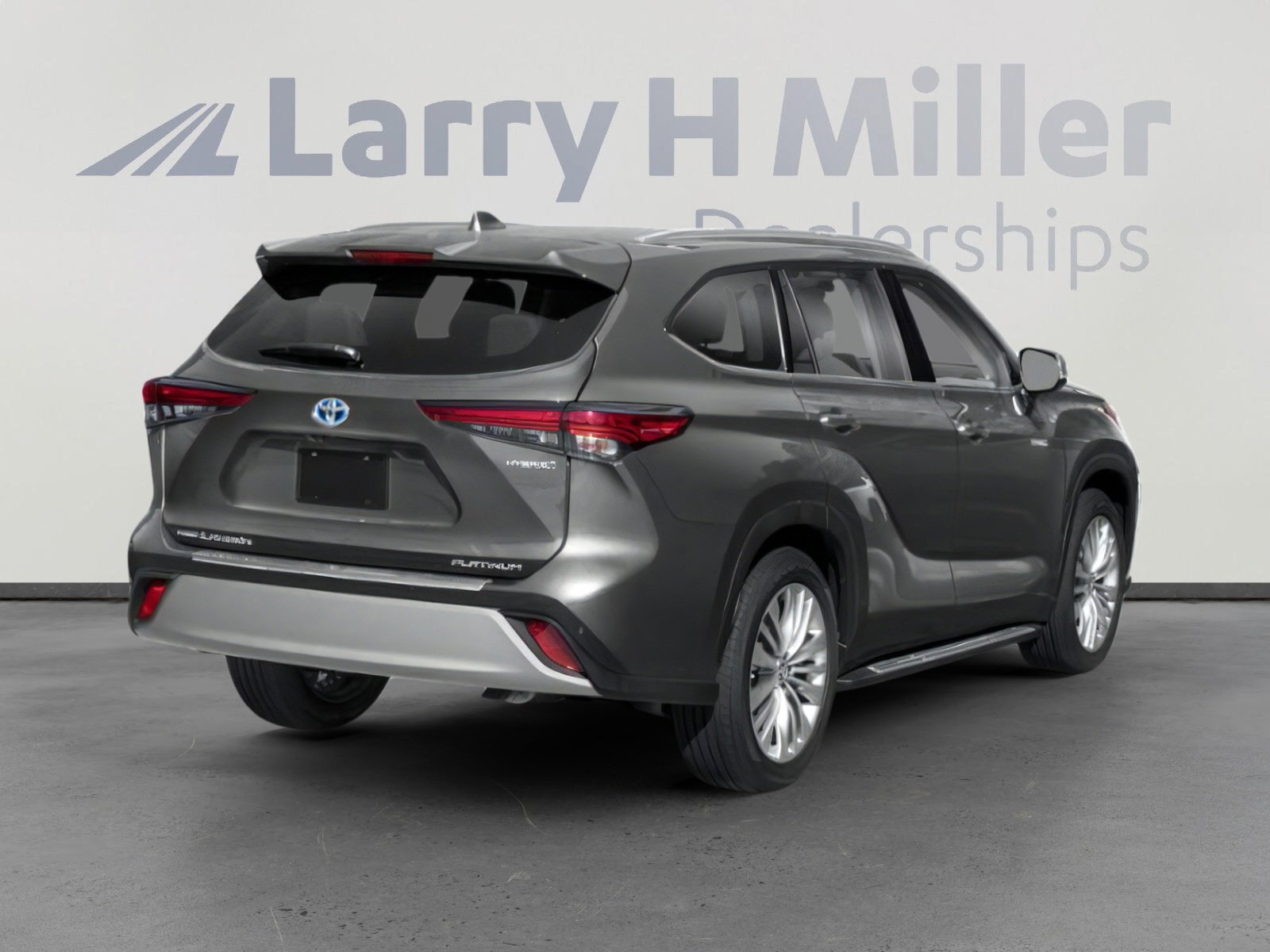 Used 2021 Toyota Highlander Platinum AWD/4WD image 2