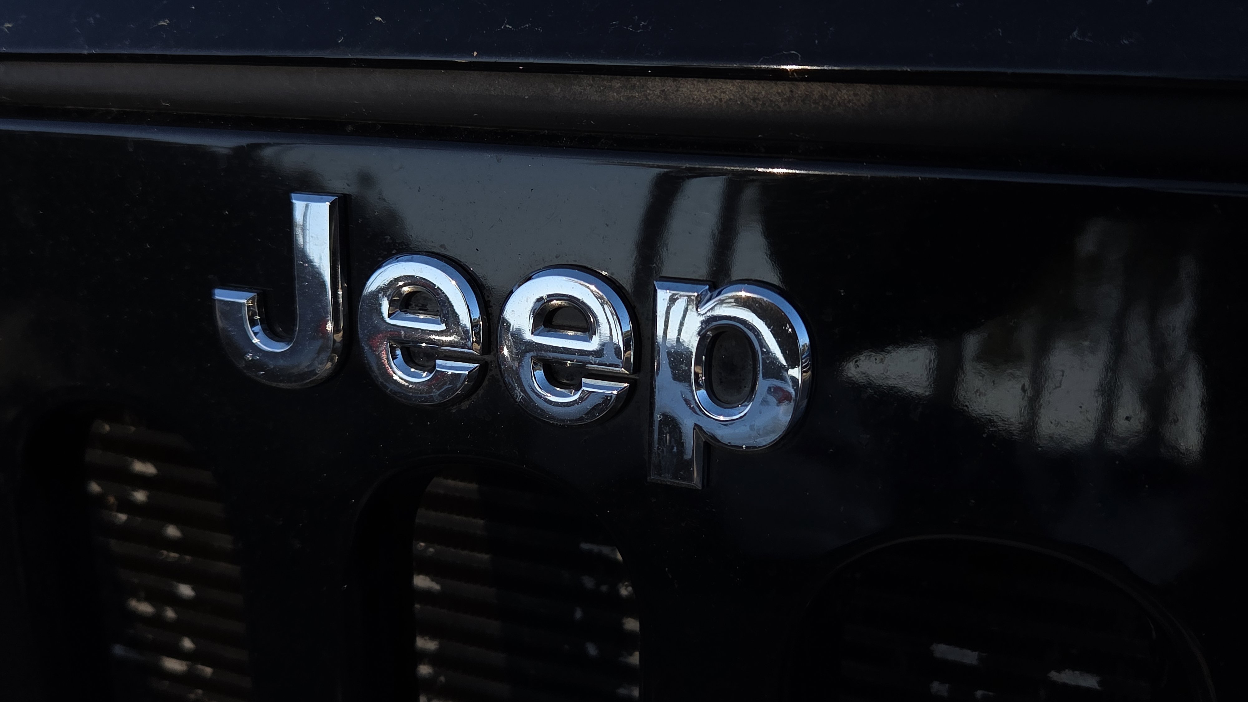 Used 2018 Jeep Wrangler Unlimited Sport S image 23