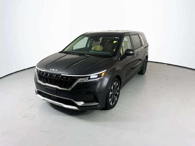 Used 2024 Kia Carnival EX FWD image 5