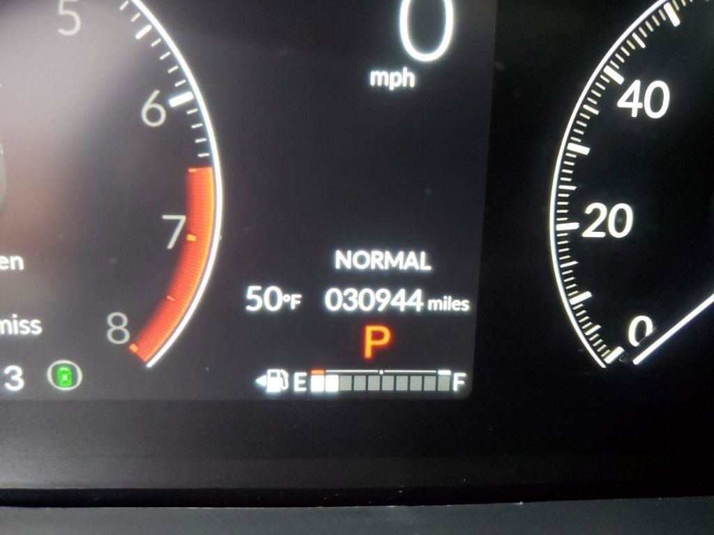 Used 2023 Honda Pilot Touring image 16