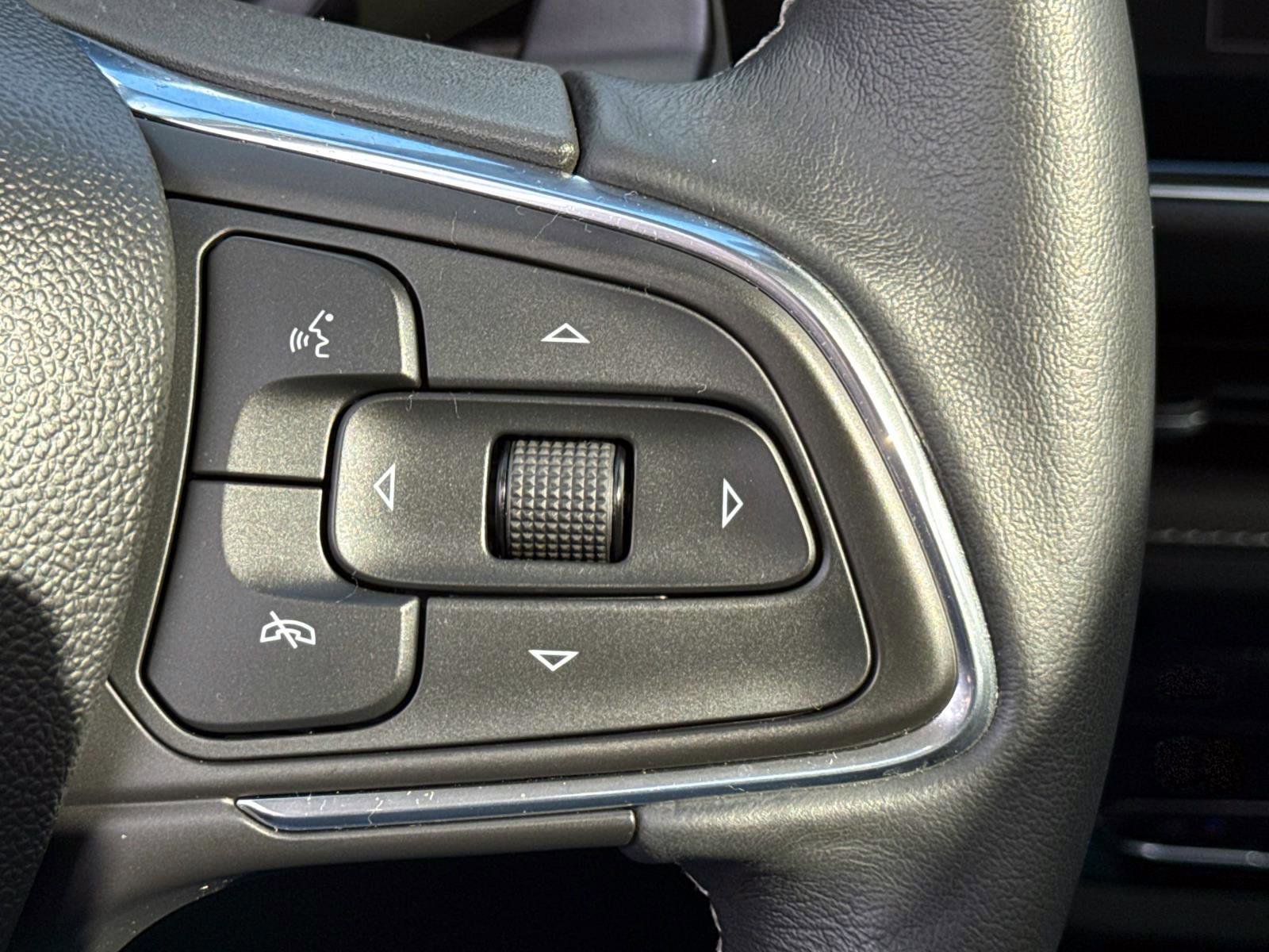 Certified 2023 Buick Envision Avenir image 22