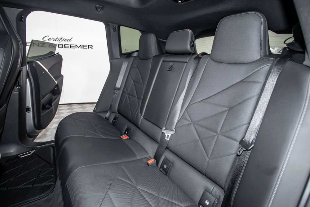 Used 2024 BMW iX xDrive50 AWD/4WD image 14