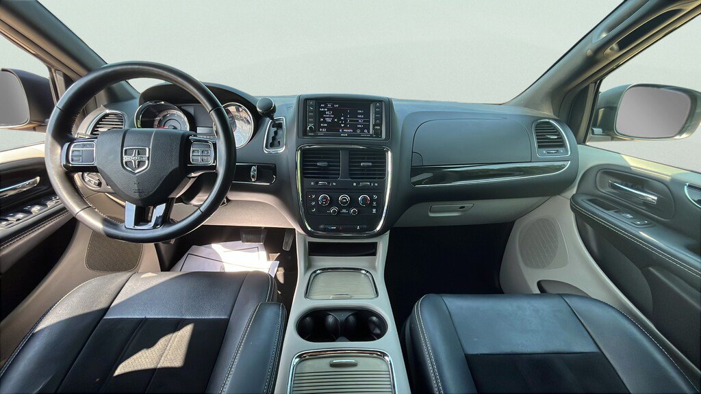 Used 2018 Dodge Grand Caravan SXT FWD image 9