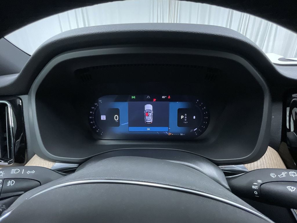 New 2026 Volvo XC60 B5 Plus w/ Protection Package Premier image 19