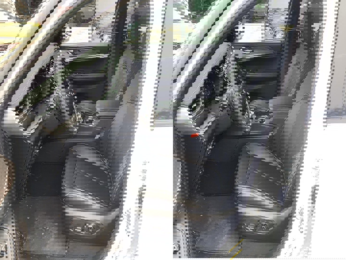 New 2025 Jeep Grand Cherokee Limited image 10