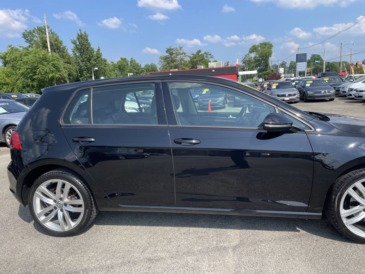 Used 2015 Volkswagen Golf SEL image 4