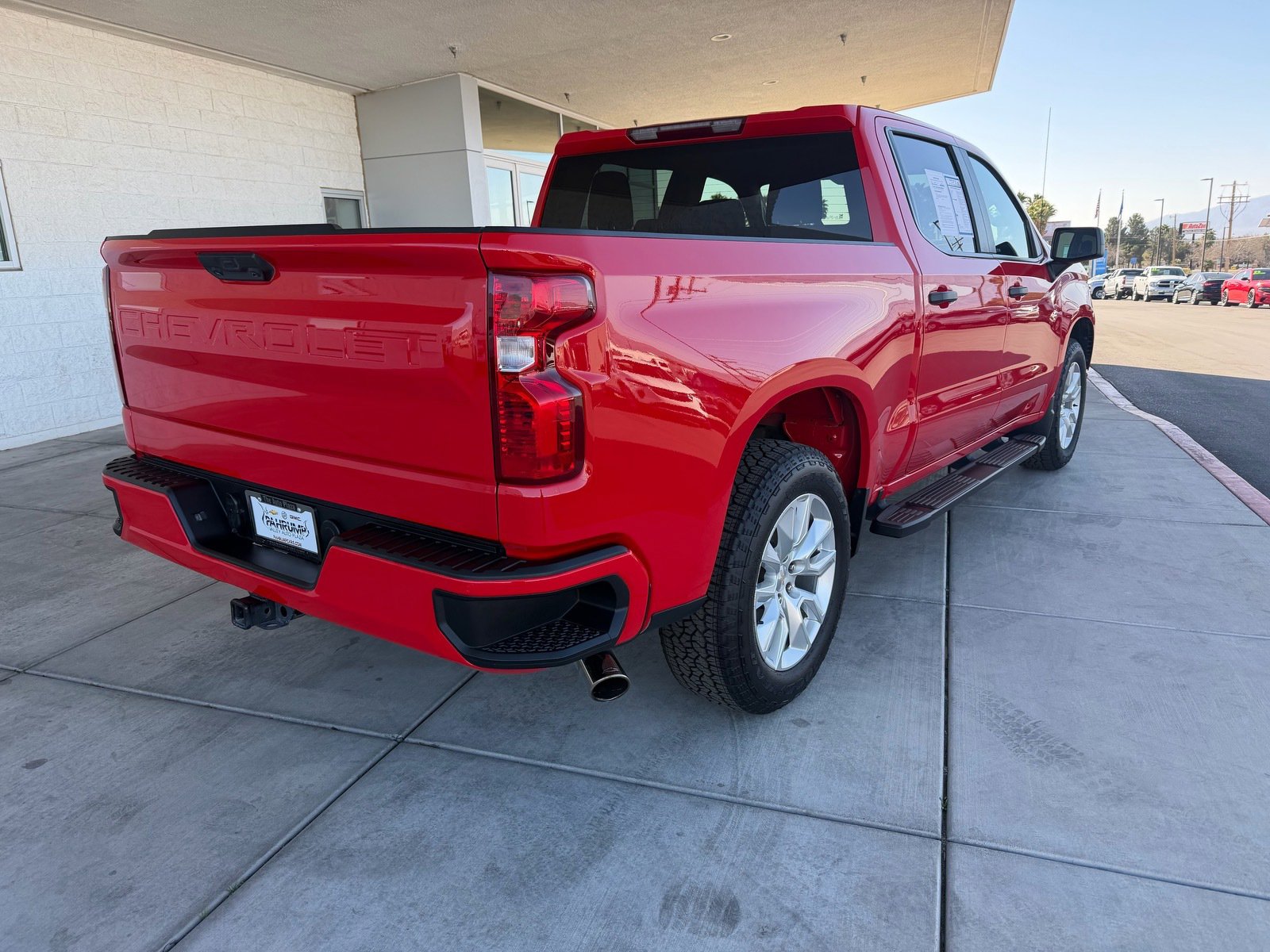 Used 2023 Chevrolet Silverado 1500 Custom image 3