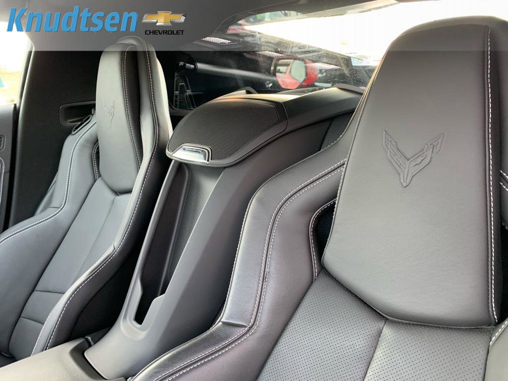 Used 2021 Chevrolet Corvette Stingray Coupe w/ Chrome Exterior Badge Package image 21