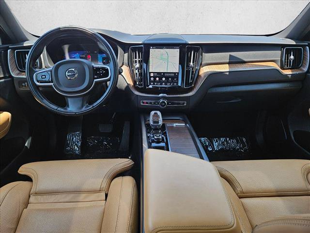 Used 2022 Volvo XC60 B5 Inscription w/ Advanced Package FWD image 19