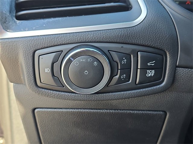 Used 2024 Ford Edge Titanium image 25