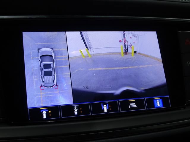 Used 2024 Buick Enclave Premium AWD/4WD image 44