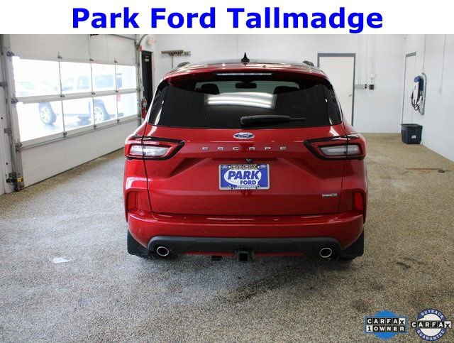 Used 2023 Ford Escape ST-Line Elite w/ Premium Technology Package image 4