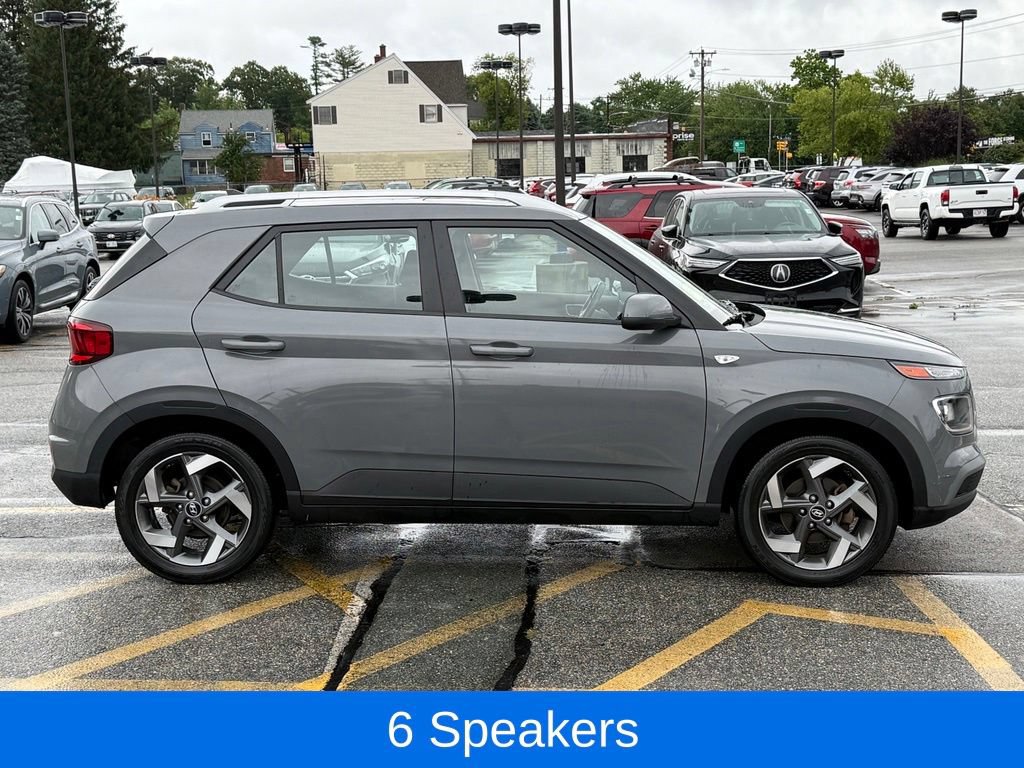 Used 2022 Hyundai Venue SEL w/ Cargo Package FWD image 7