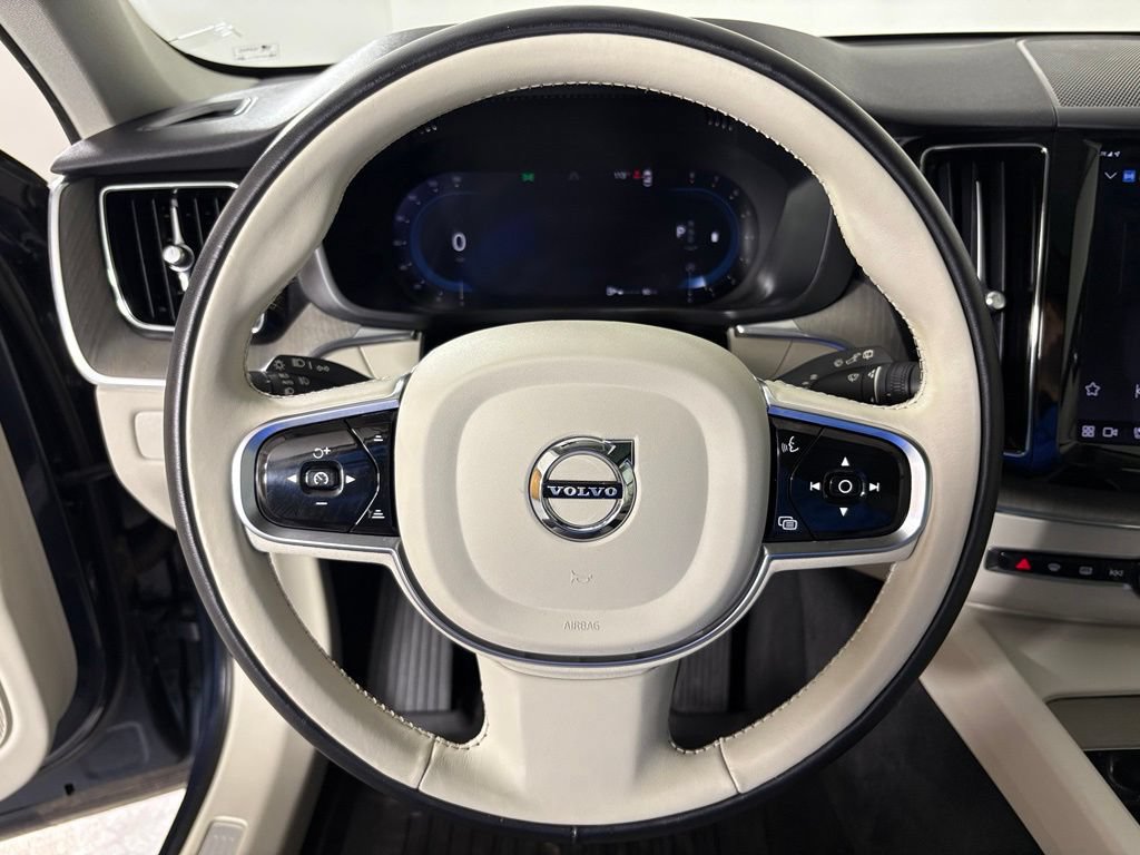 Used 2023 Volvo XC60 B5 Plus w/ Climate Package FWD image 20