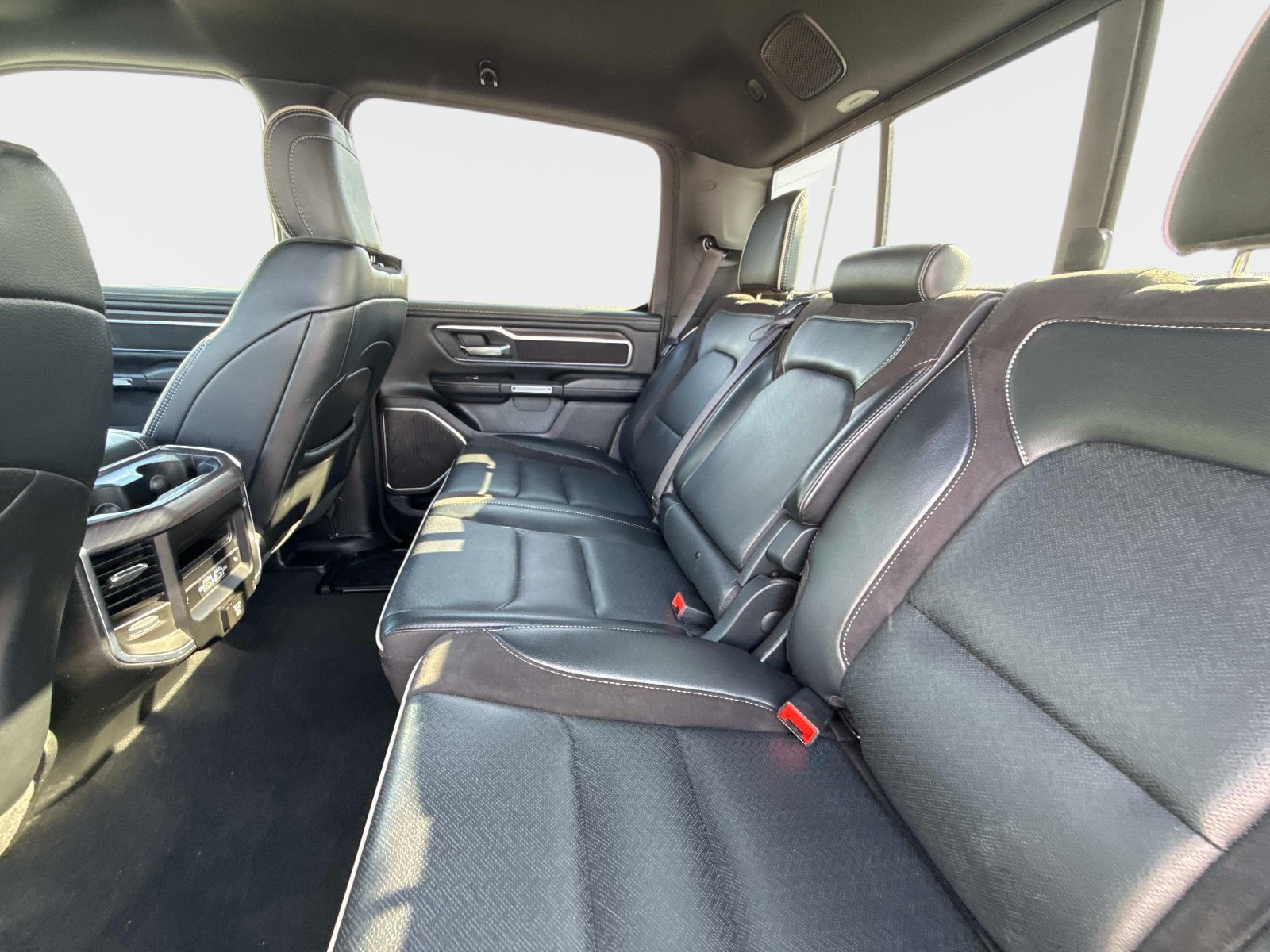 Certified 2025 RAM 1500 Laramie AWD/4WD image 14