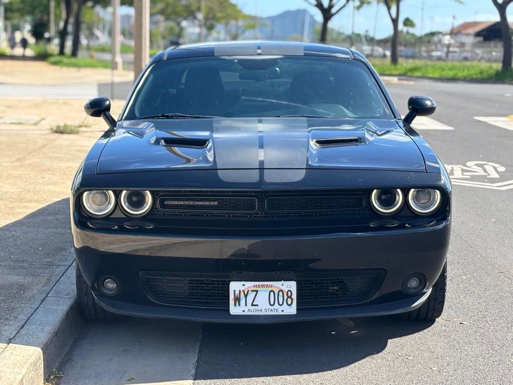 Used 2016 Dodge Challenger SXT w/ Blacktop Package image 7