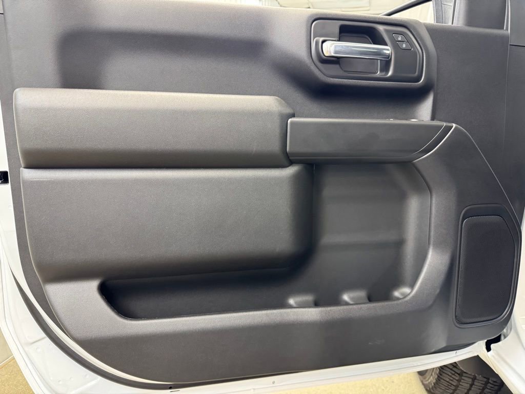 New 2025 GMC Sierra 3500 Pro image 9