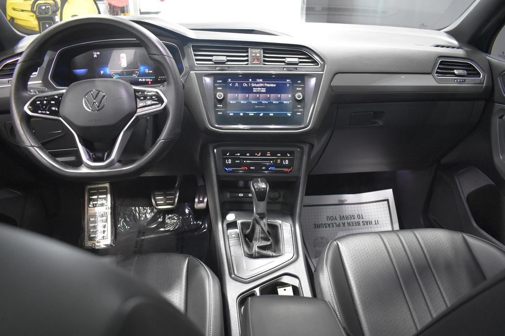 Used 2023 Volkswagen Tiguan SE R-Line FWD image 13