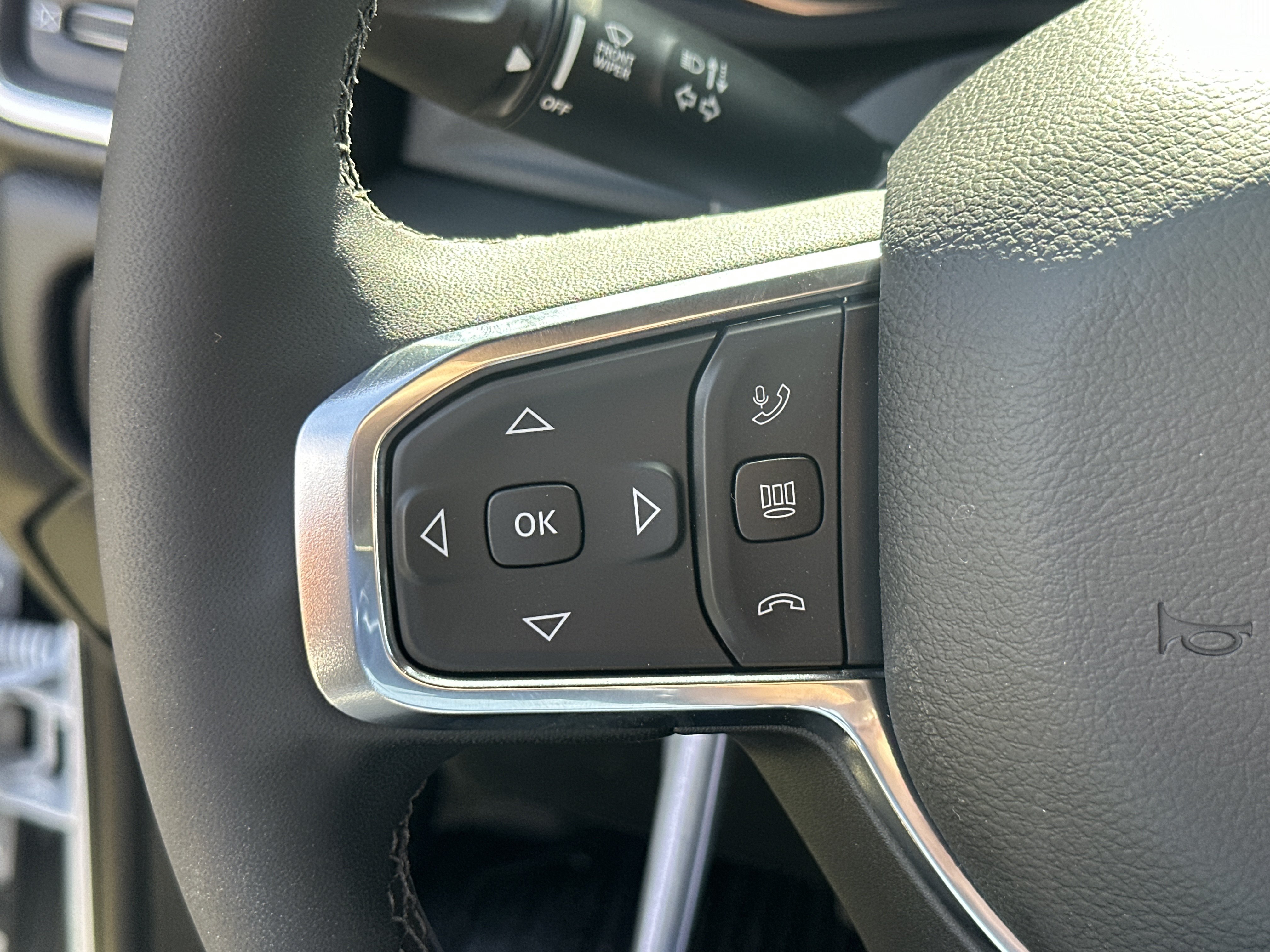New 2027 RAM 5500 4x4 Crew Cab image 13