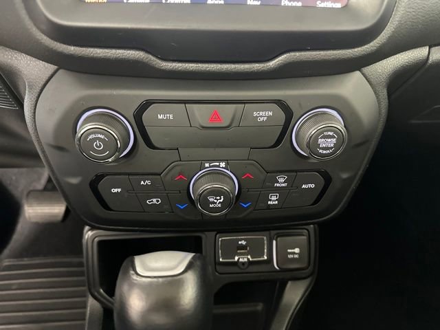 Used 2019 Jeep Renegade Limited w/ UConnect 8.4 Nav Group image 23