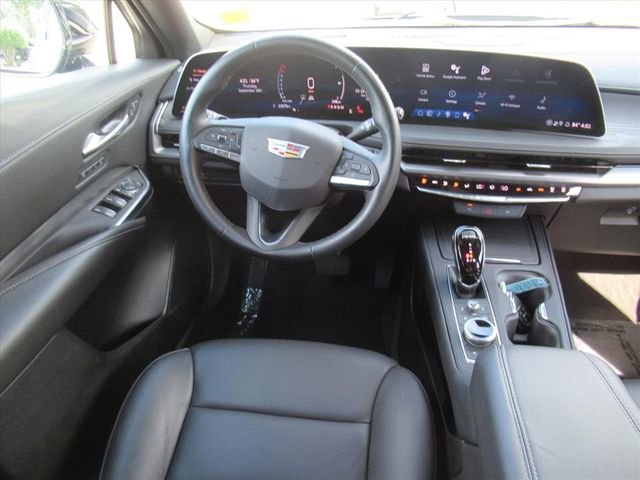 Certified 2025 Cadillac XT4 Premium Luxury image 14