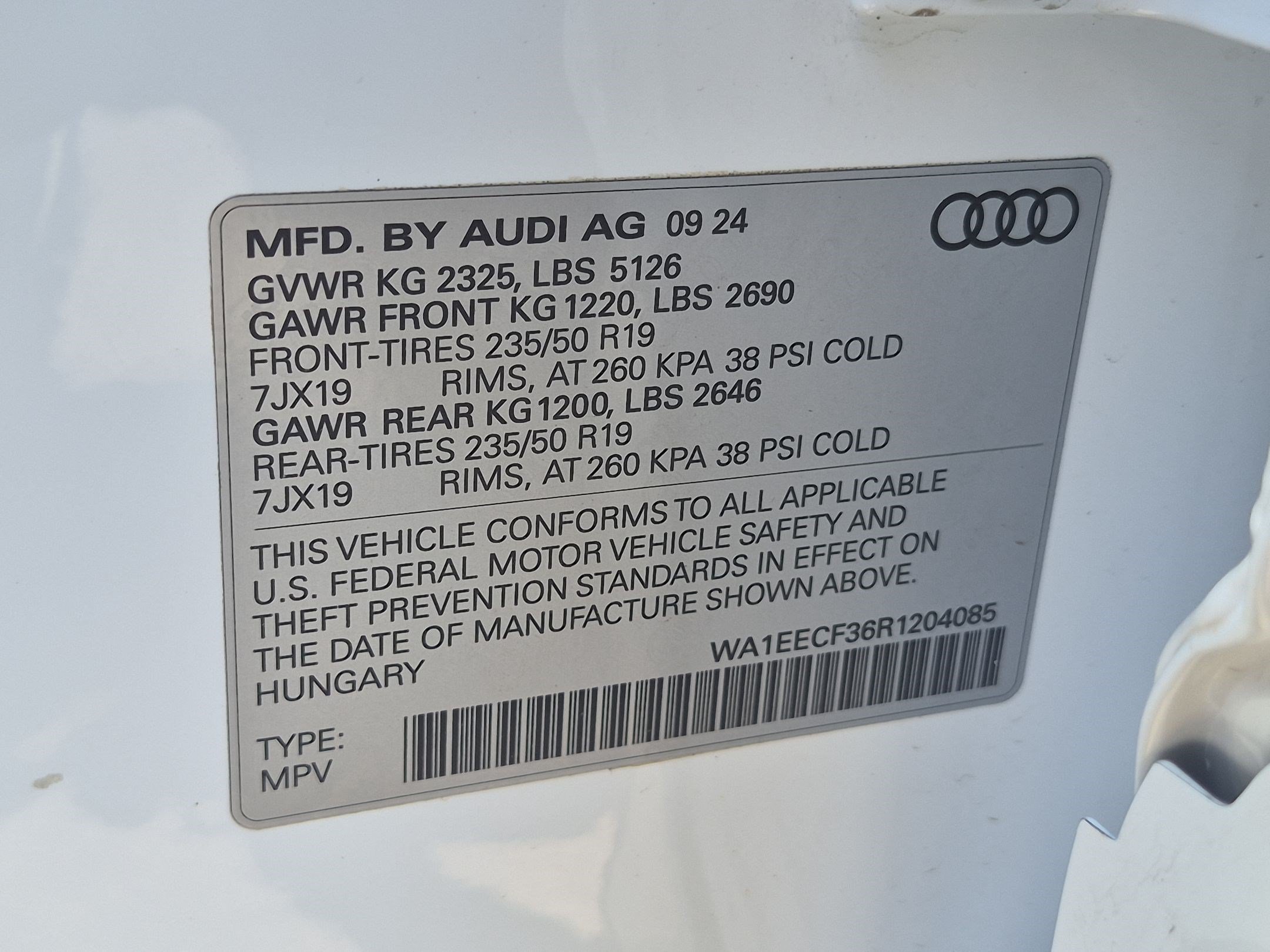 Used 2024 Audi Q3 2.0T Premium Plus w/ Premium Plus Package AWD/4WD image 35
