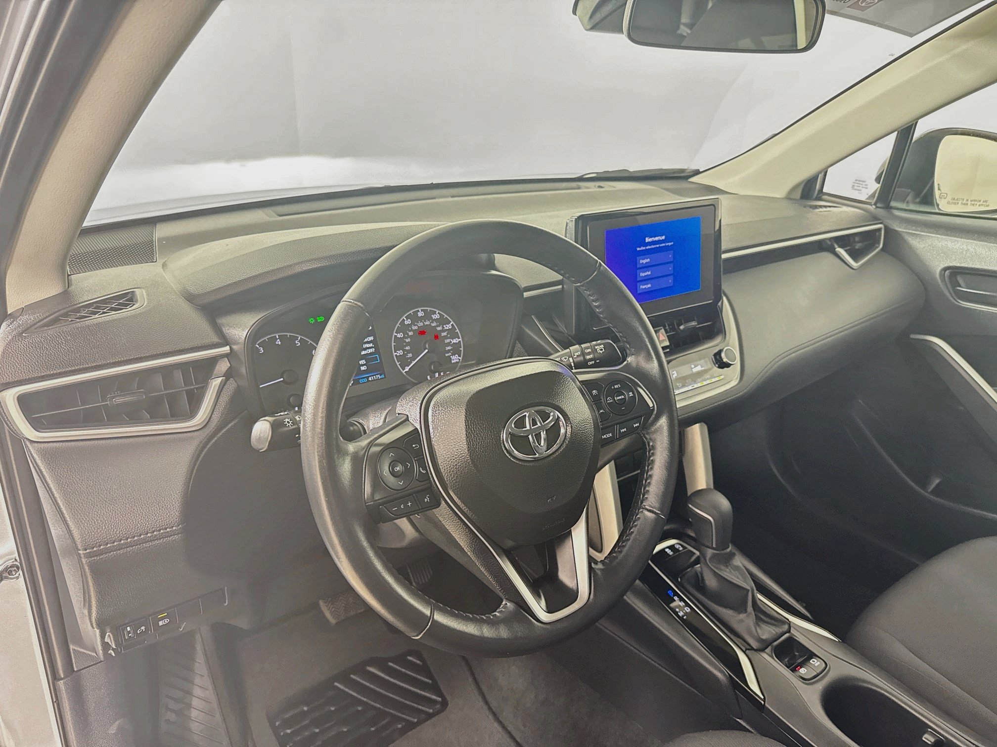 Certified 2025 Toyota Corolla Cross LE FWD image 10