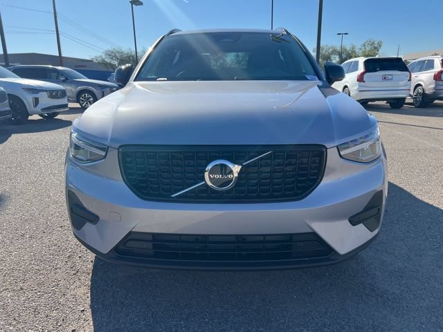 New 2026 Volvo XC40 B4 Core FWD image 9