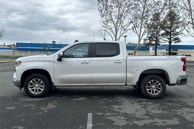 Used 2025 Chevrolet Silverado 1500 LT image 7
