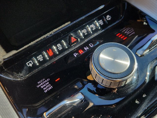 Used 2022 Jeep Grand Wagoneer Series III AWD/4WD image 50
