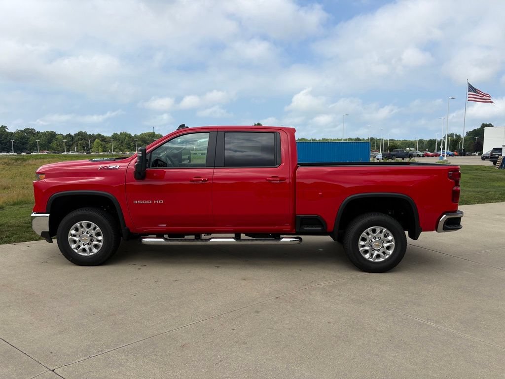 New 2026 Chevrolet Silverado 3500 LT w/ All Star Edition AWD/4WD image 6