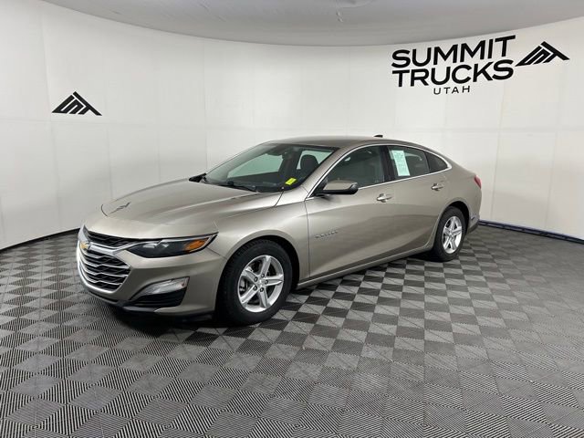 Used 2022 Chevrolet Malibu LS w/ Driver Confidence Package II FWD image 2