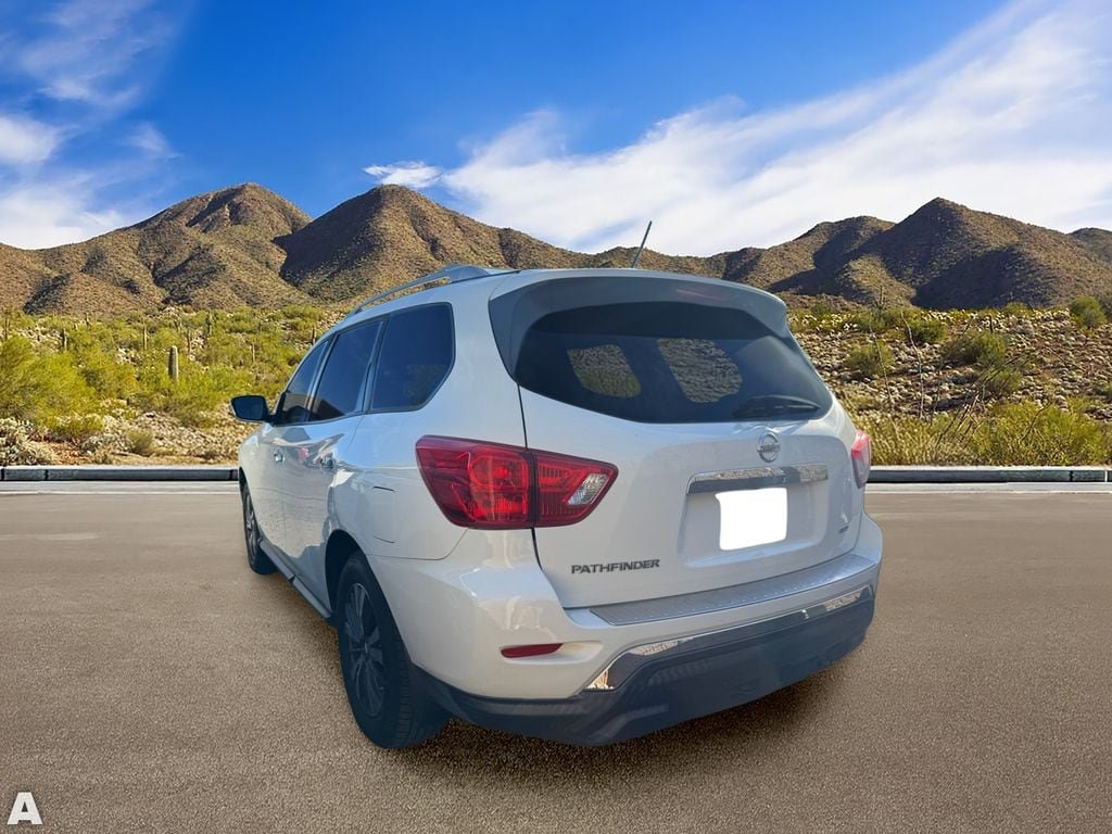 Used 2017 Nissan Pathfinder S AWD/4WD image 3