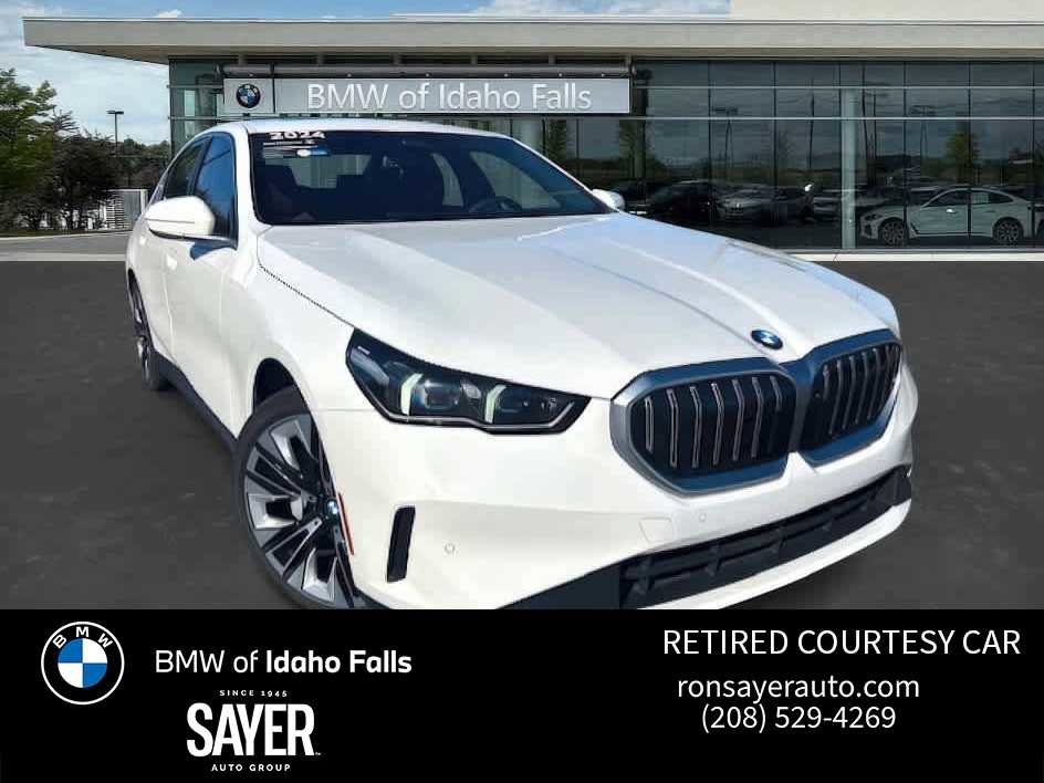 Certified 2024 BMW 530i xDrive w/ Premium Package image 1