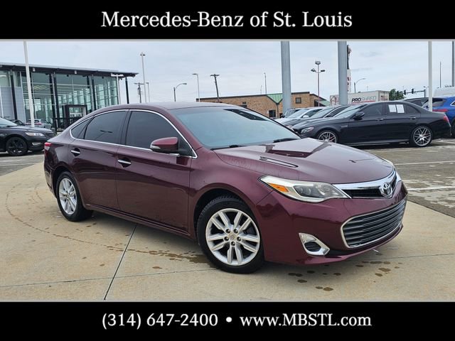Used 2013 Toyota Avalon XLE FWD image 1