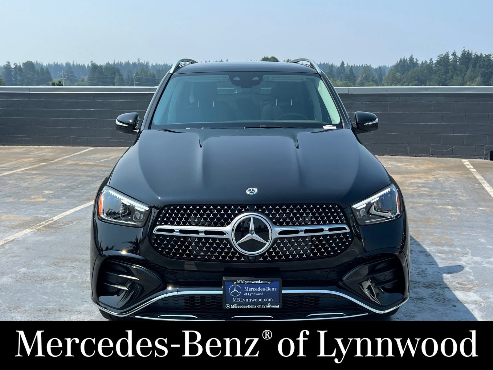 New 2026 Mercedes-Benz GLE 450 4MATIC image 2