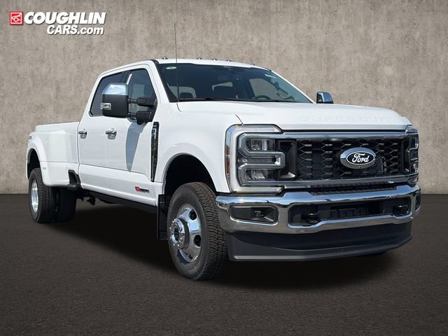 New 2027 Ford F350 Lariat w/ Chrome Package