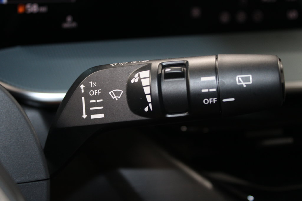 Used 2025 Nissan Murano SL AWD/4WD image 36