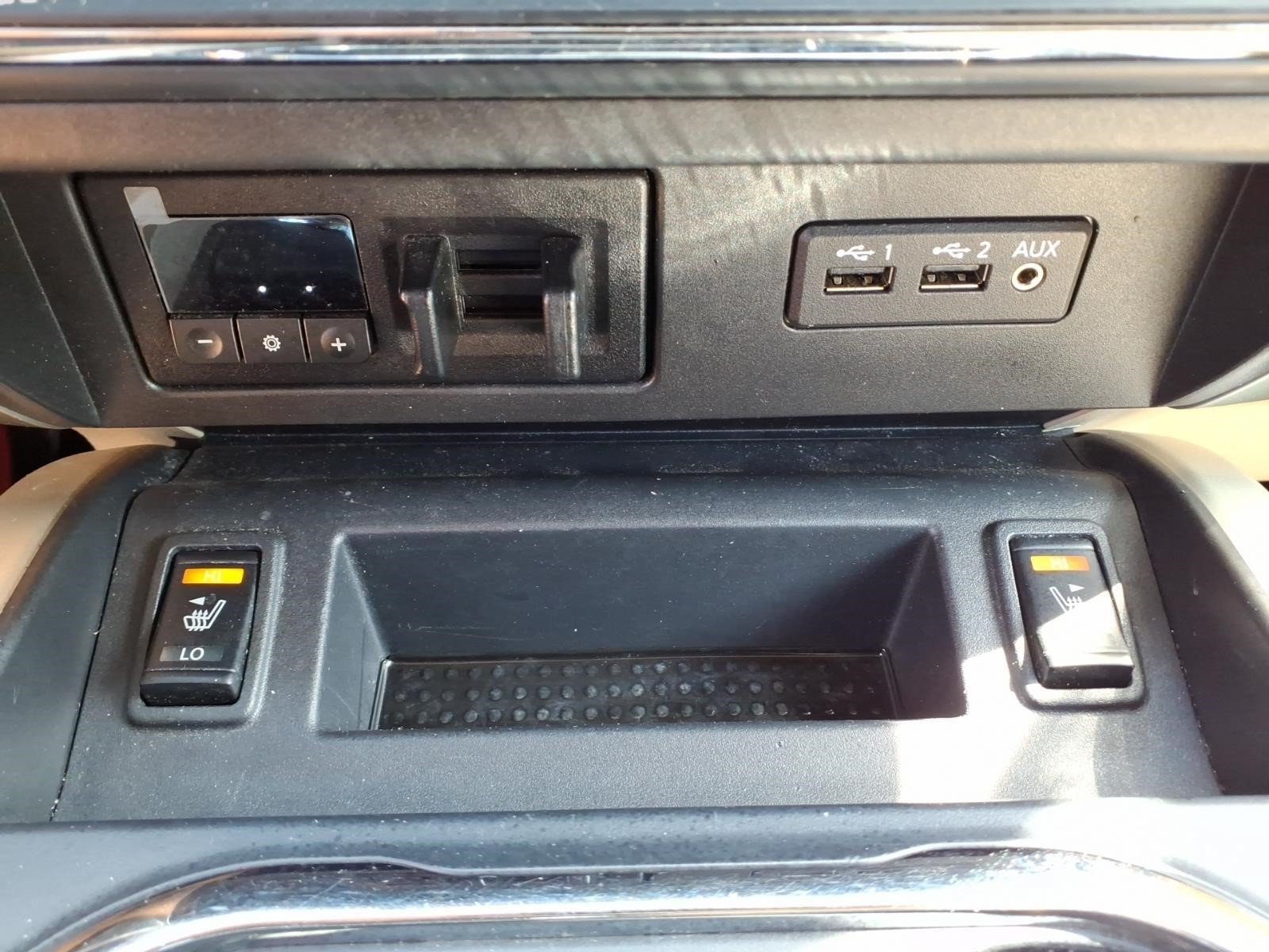 Used 2019 Nissan Titan SV w/ SV Convenience Package AWD/4WD image 19