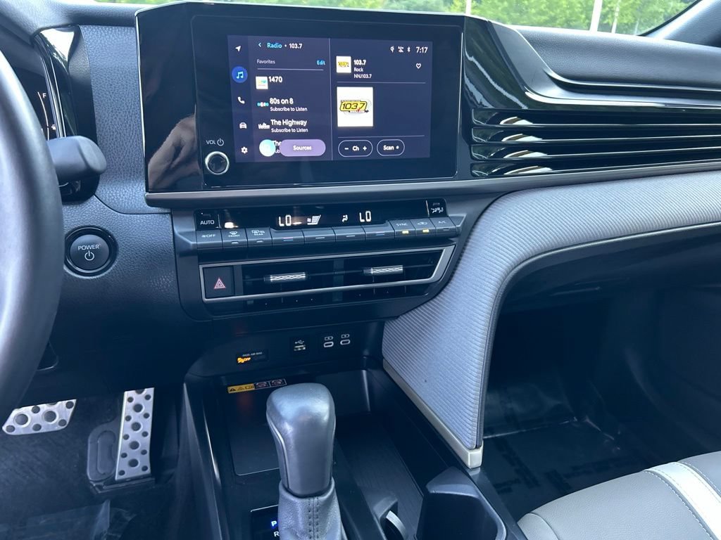 Certified 2025 Toyota Camry SE w/ Convenience Package FWD image 17