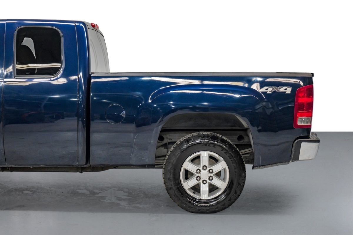 Used 2011 GMC Sierra 1500 SLE w/ Power Tech Package image 11