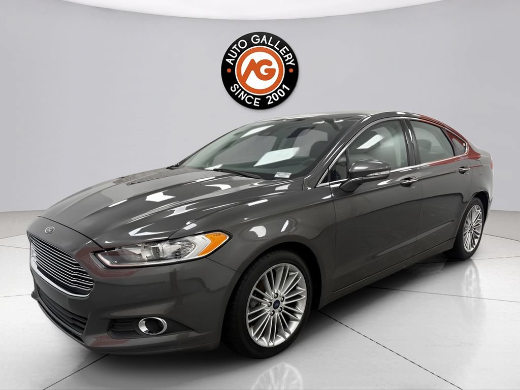 Used 2015 Ford Fusion SE w/ Equipment Group 202A FWD image 6
