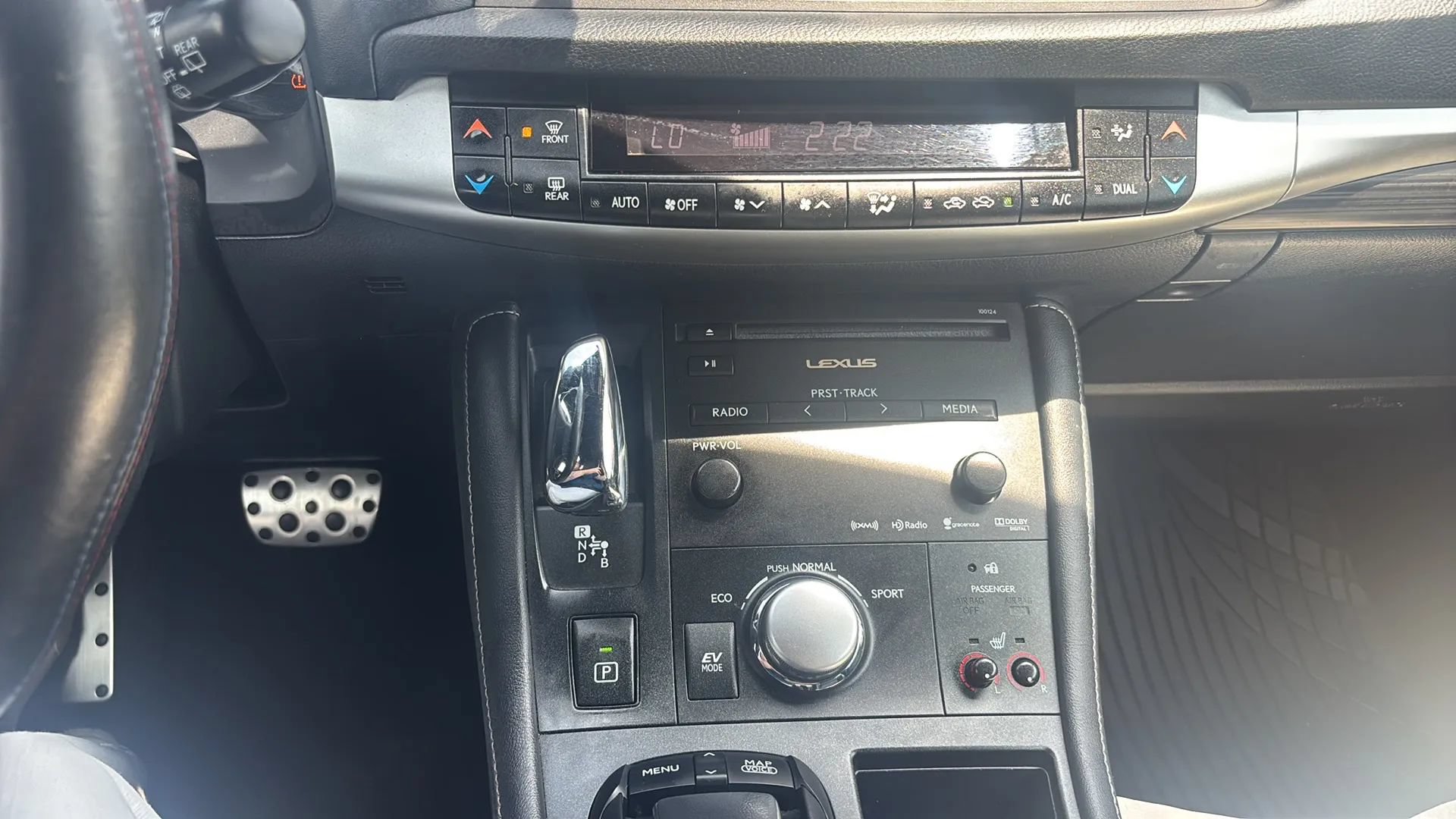 Used 2013 Lexus CT 200h w/ F Sport Pkg w/Nuluxe Trim FWD image 30